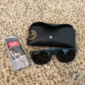 Rayban New Wayfarer Sunglasses